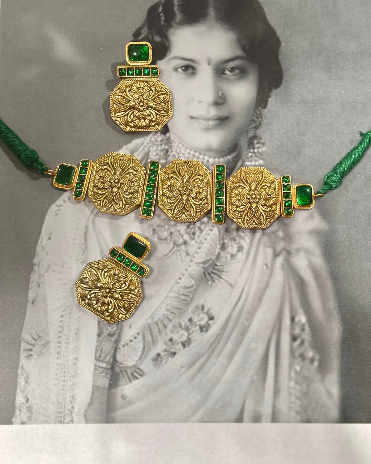 Nayantara Green-Stone Engraved Choker Set